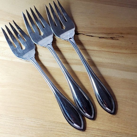 Oneida Arbor American Harmony Salad Forks set of 3 USA stainless flatware - Picture 2 of 4